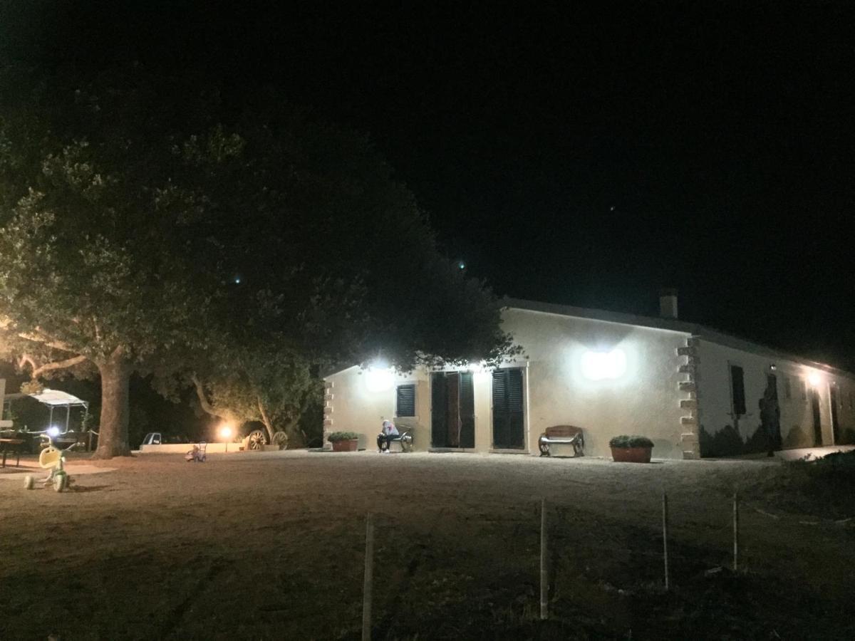La Striscia Larga Acomodação com café da manhã San Pasquale Exterior foto